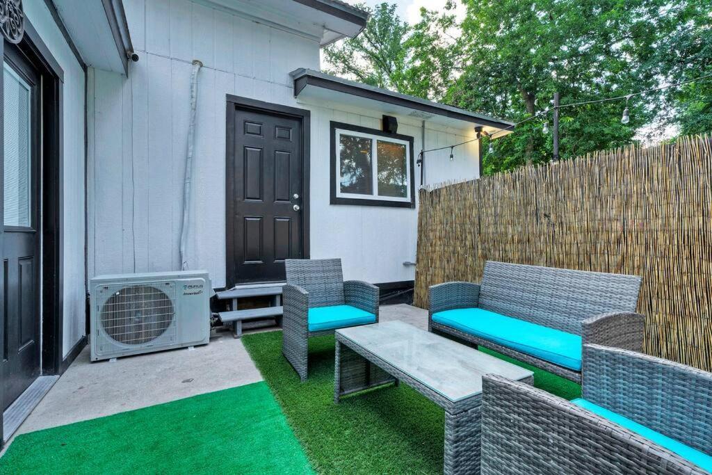 אוסטין Great Value Stay Near Tesla מראה חיצוני תמונה